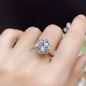 Certified 5ct. t.w. Moissanite Diamond Round Solitaire Engagement Ring NEW